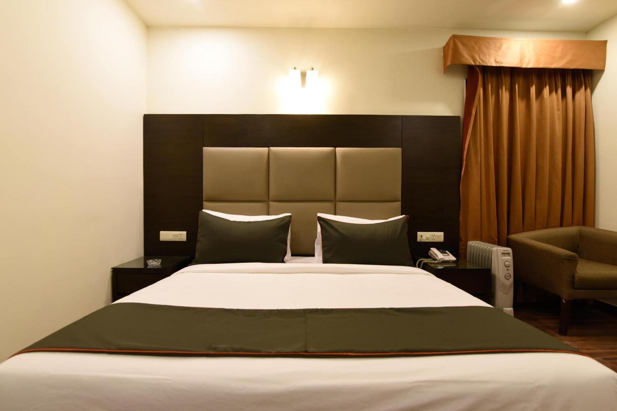 Hotel O Venkata Sai Sadan Mathrusree Nagar Kondapur  Eksteriør bilde