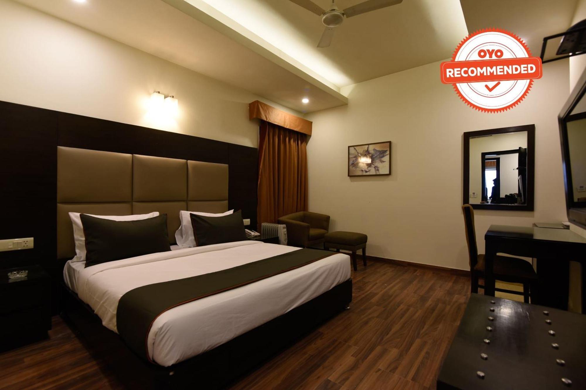 Hotel O Venkata Sai Sadan Mathrusree Nagar Kondapur  Eksteriør bilde